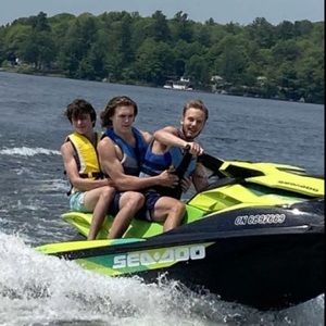 Meet your Posher, Seth